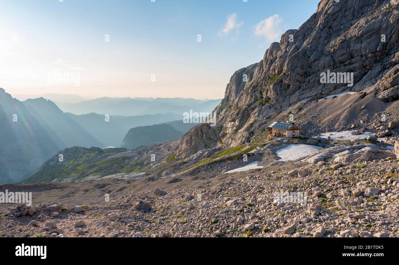 Adamekhuette, Alpine Alpine Club Mountain Hut, Hoher Dachstein, Salzkammergut, Haute-Autriche, Autriche Banque D'Images