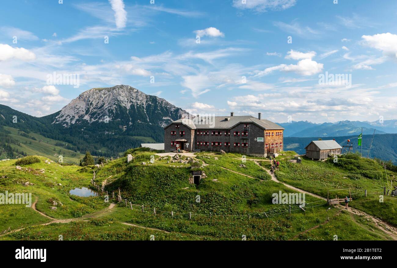 Vue Sur La Hofpuerglhuette, Alpine Club Mountain Hut, Dachsteingebirge, Salzkammergut, Haute-Autriche, Autriche Banque D'Images