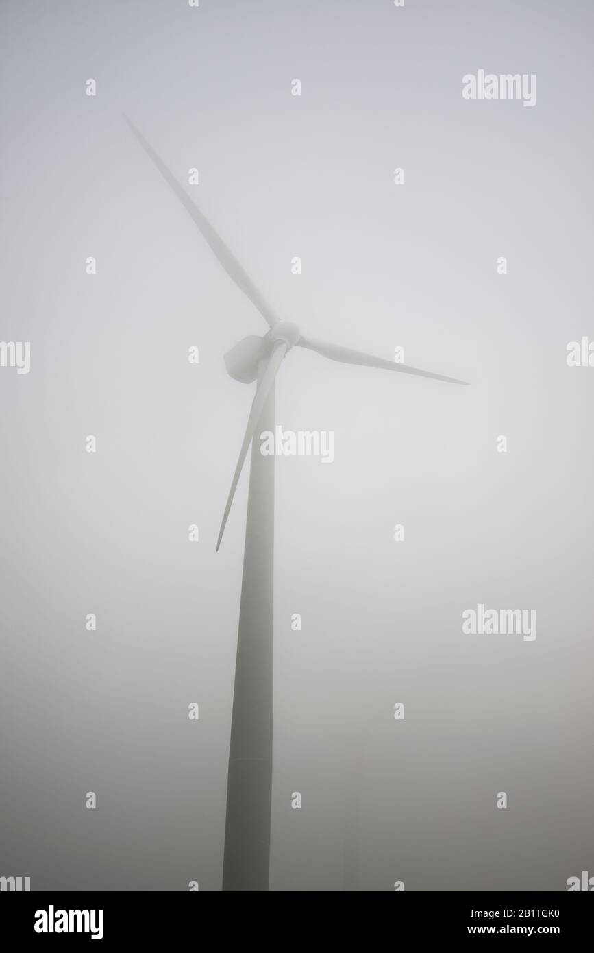 Éolienne pour une production d'énergie durable en Espagne. Banque D'Images