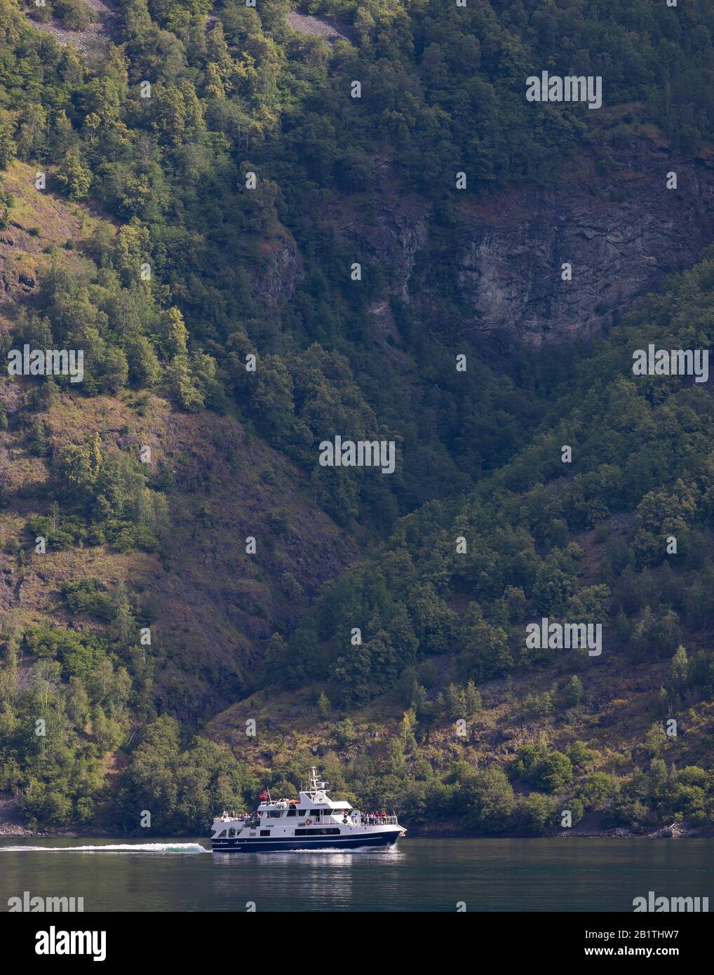 UNDREDAL, NORVÈGE - excursion en ferry à Klipperfjord I sur Aurlandsfjorden, un fjord du comté de Vestland. Banque D'Images
