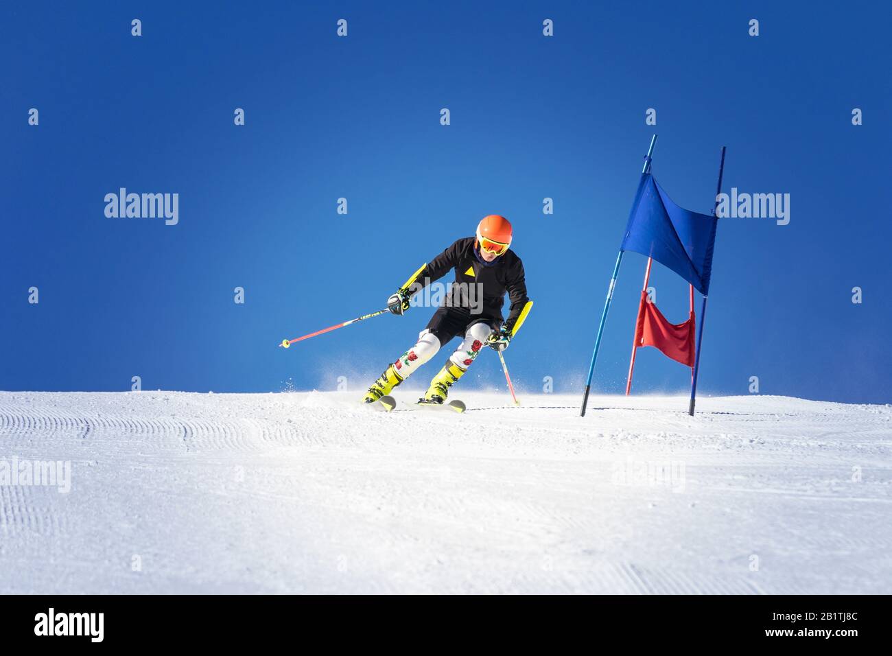 athlète en compétition de ski alpin Banque D'Images
