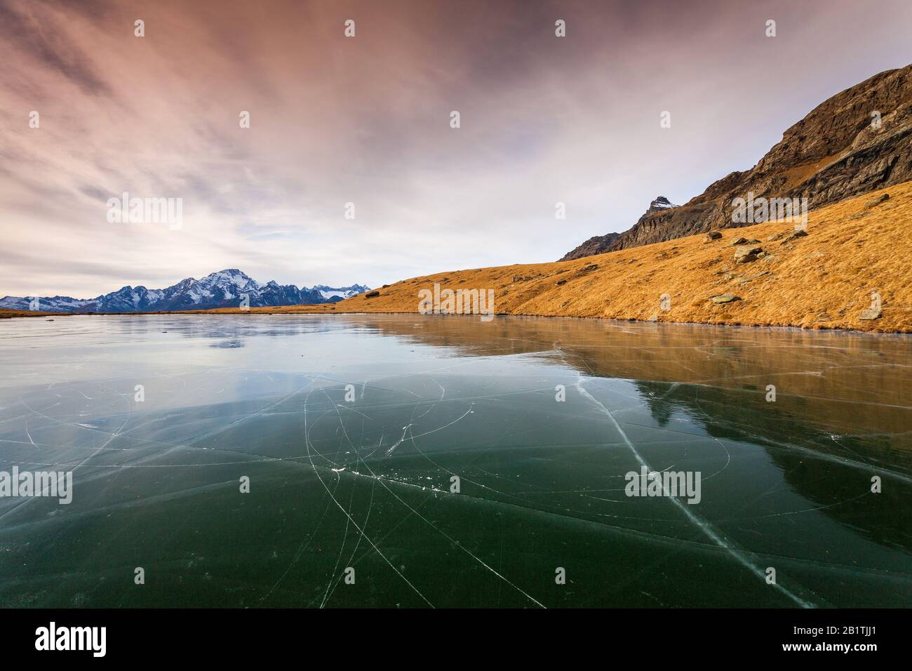 Valmalenco (IT) - lac gelé de Campagneda Banque D'Images