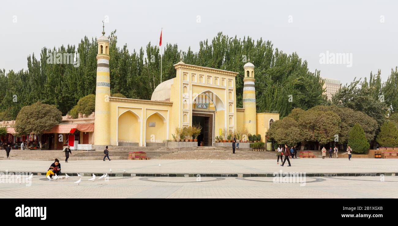 Vue panoramique sur La mosquée Id Kah. La plus grande mosquée de Chinas par zone terrestre. Lieu important pour le peuple Uyghur / minorité de prier. Banque D'Images