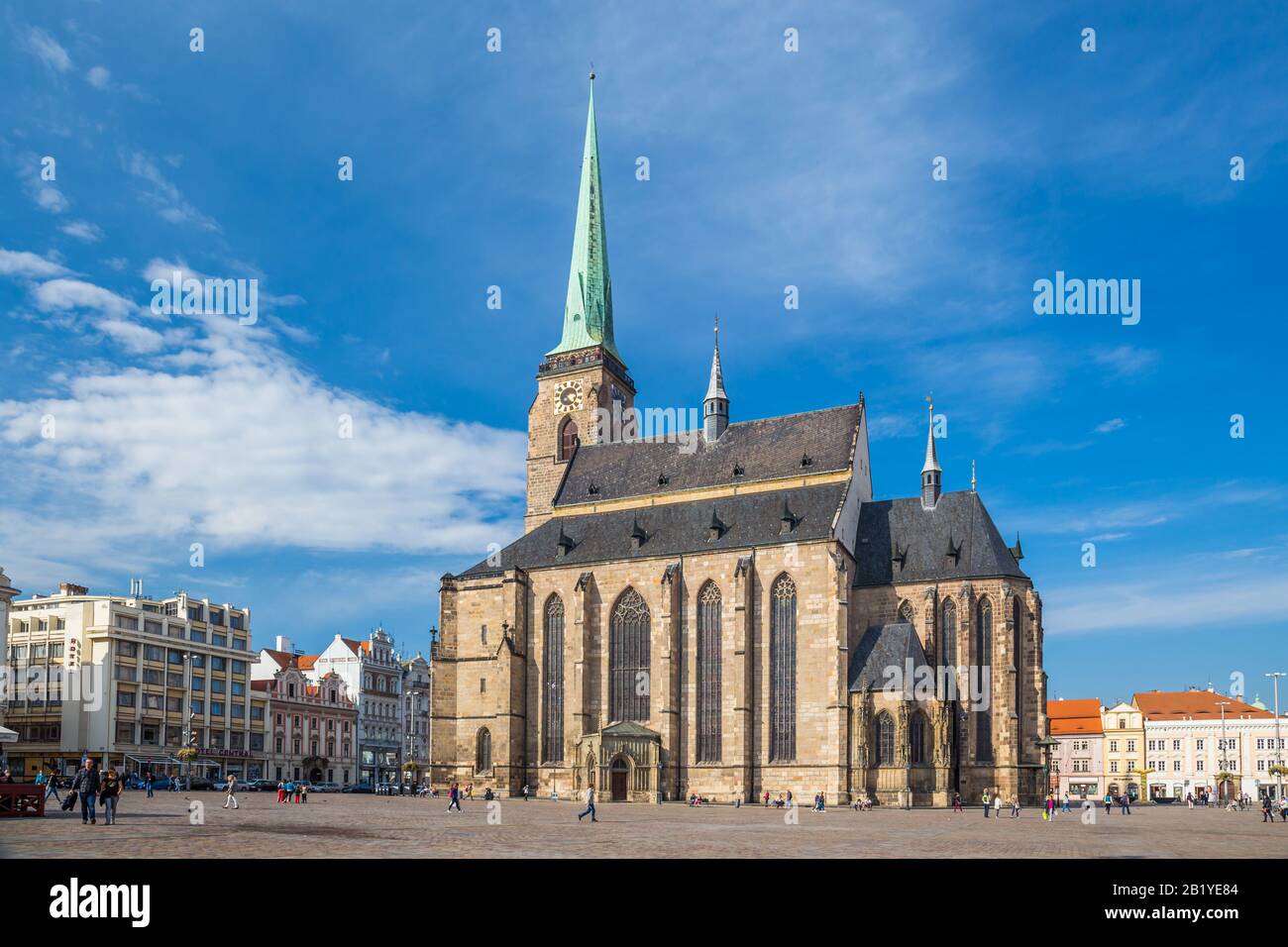 PLZEN, RÉPUBLIQUE TCHÈQUE, OCTOBRE 2018 - Cathédrale gothique Saint-Bartholomew dans la ville de Plzen, région de Bohême occidentale, république tchèque. Plzen a gagné le titre Banque D'Images