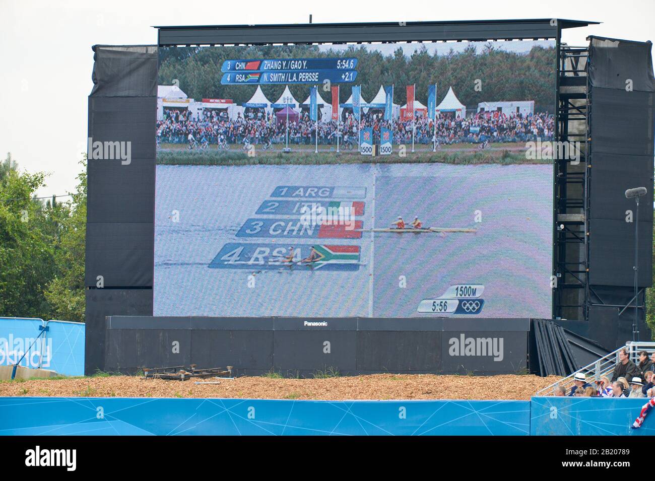 Eton Dorney, Windsor, Grande-Bretagne, Régate Olympique De Londres 2012, Dorney Lake. Eton Rowing Center, Berkshire[ Rowing]. Description; Grand Écran. RÉF. 2-. 10:16:00 Mercredi 01/08/2012 [Crédit Obligatoire : Peter Spurrier/Intersport Images] Dorney Lake, Eton, Grande-Bretagne. Lieu, Rowing, Régate Olympique De Londres 2012. Banque D'Images