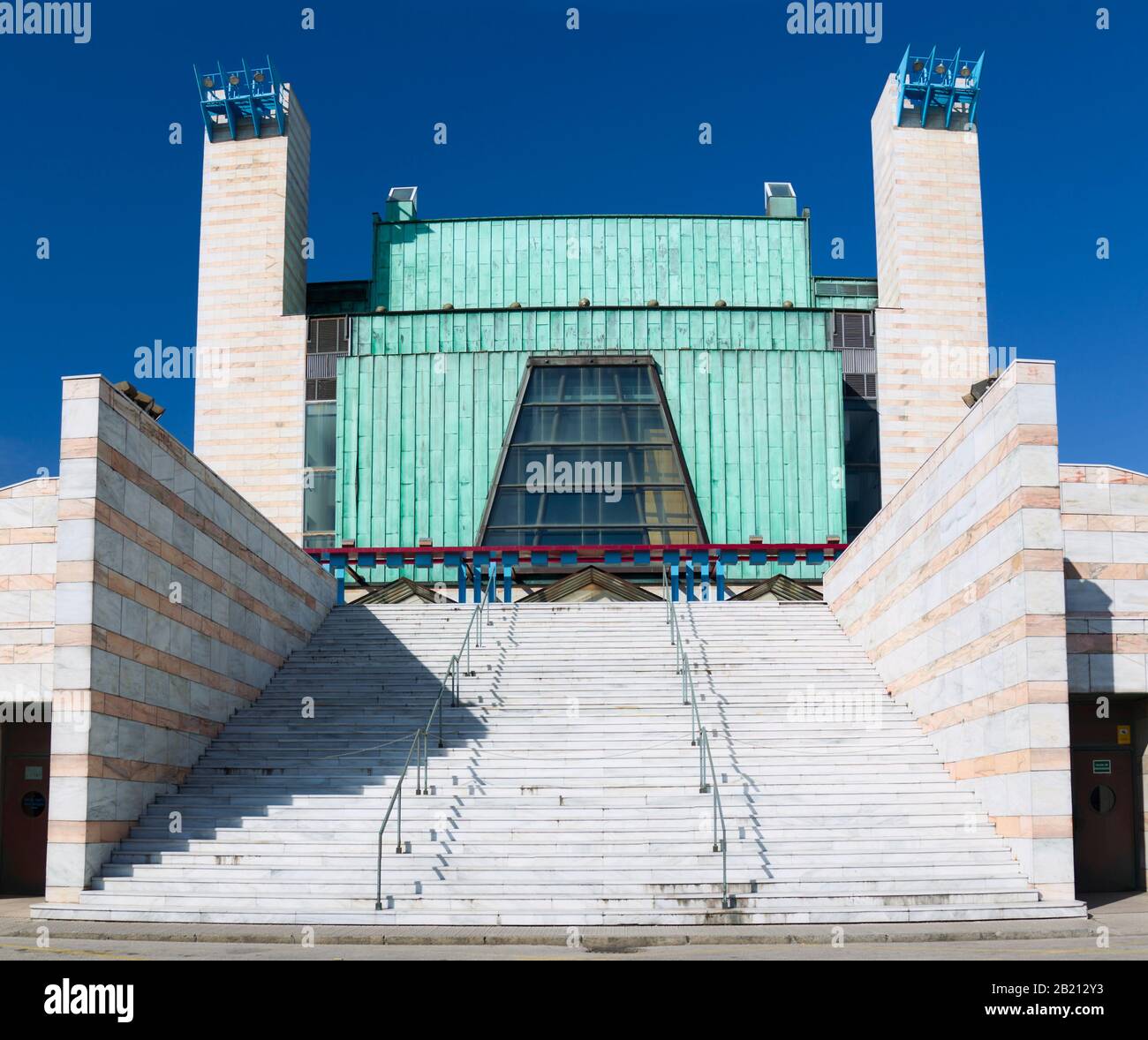 Santander, ESPAGNE - 24 MARS 2012 : entrée du Palais des festivals à Santander. Banque D'Images