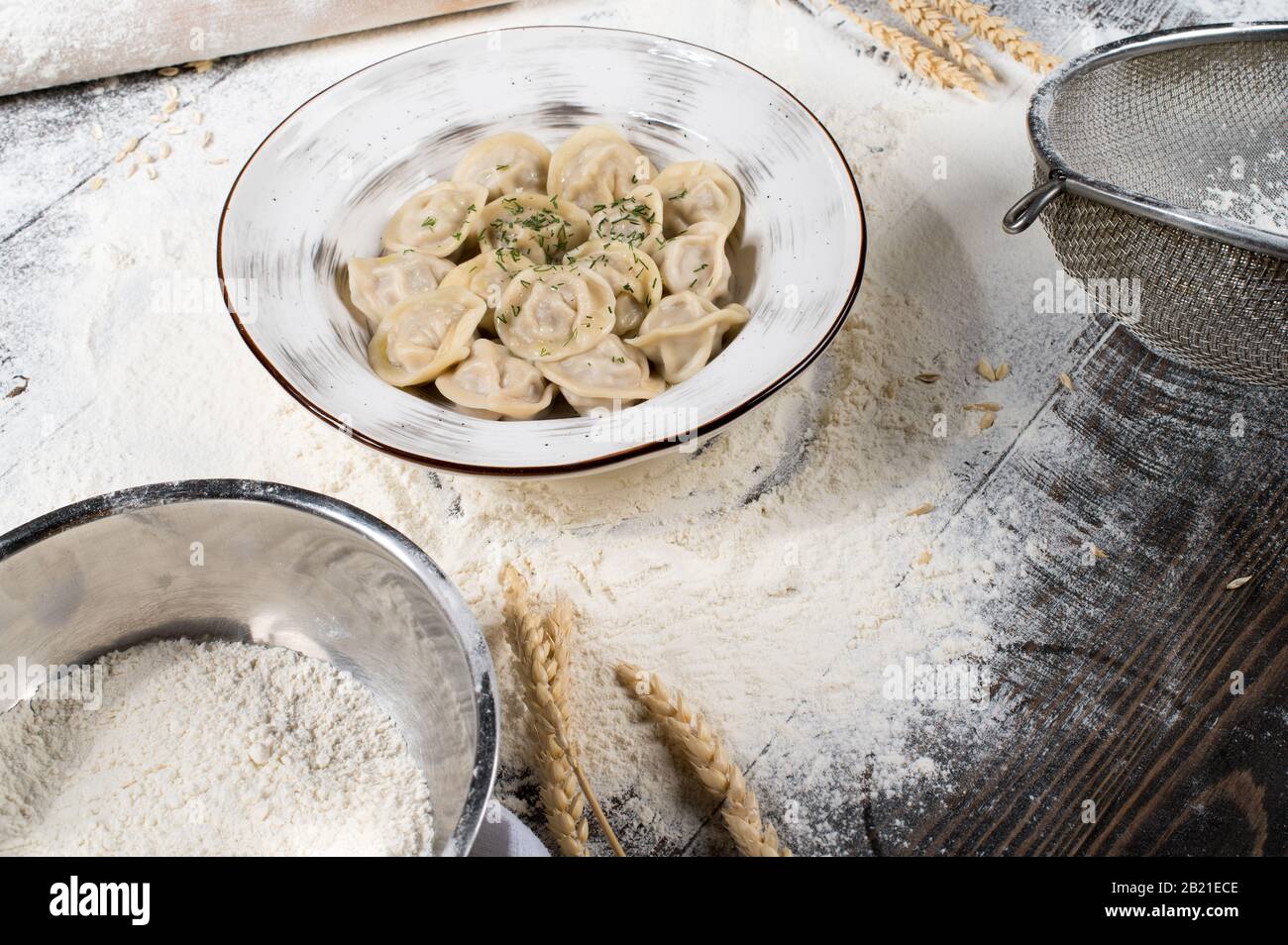 Boulettes avec farce. Cuisine russe. Espace de copie Banque D'Images