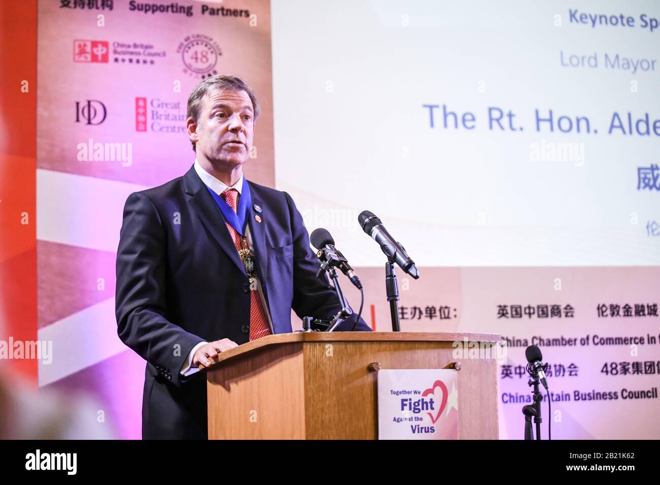 Londres, Royaume-Uni. 28 février 2020. Président Alderman William Russell à China-UK United Nous nous unissons pour combattre le #Covid19 à Guildhall, le 28 février 2020, Londres, Royaume-Uni. Crédit: Capital Photo/Alay Live News Banque D'Images