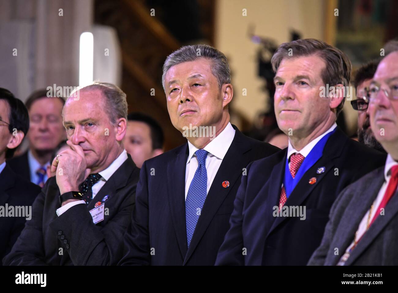 Londres, Royaume-Uni. 28 février 2020. Ambassadeur de Chine - S.E. LIU Xiaoming et Alderman William Russell (M)chez China-UK United, Nous nous unissons pour lutter contre le #Covid19 à Guildhall, le 28 février 2020, Londres, Royaume-Uni. Crédit: Capital Photo/Alay Live News Banque D'Images