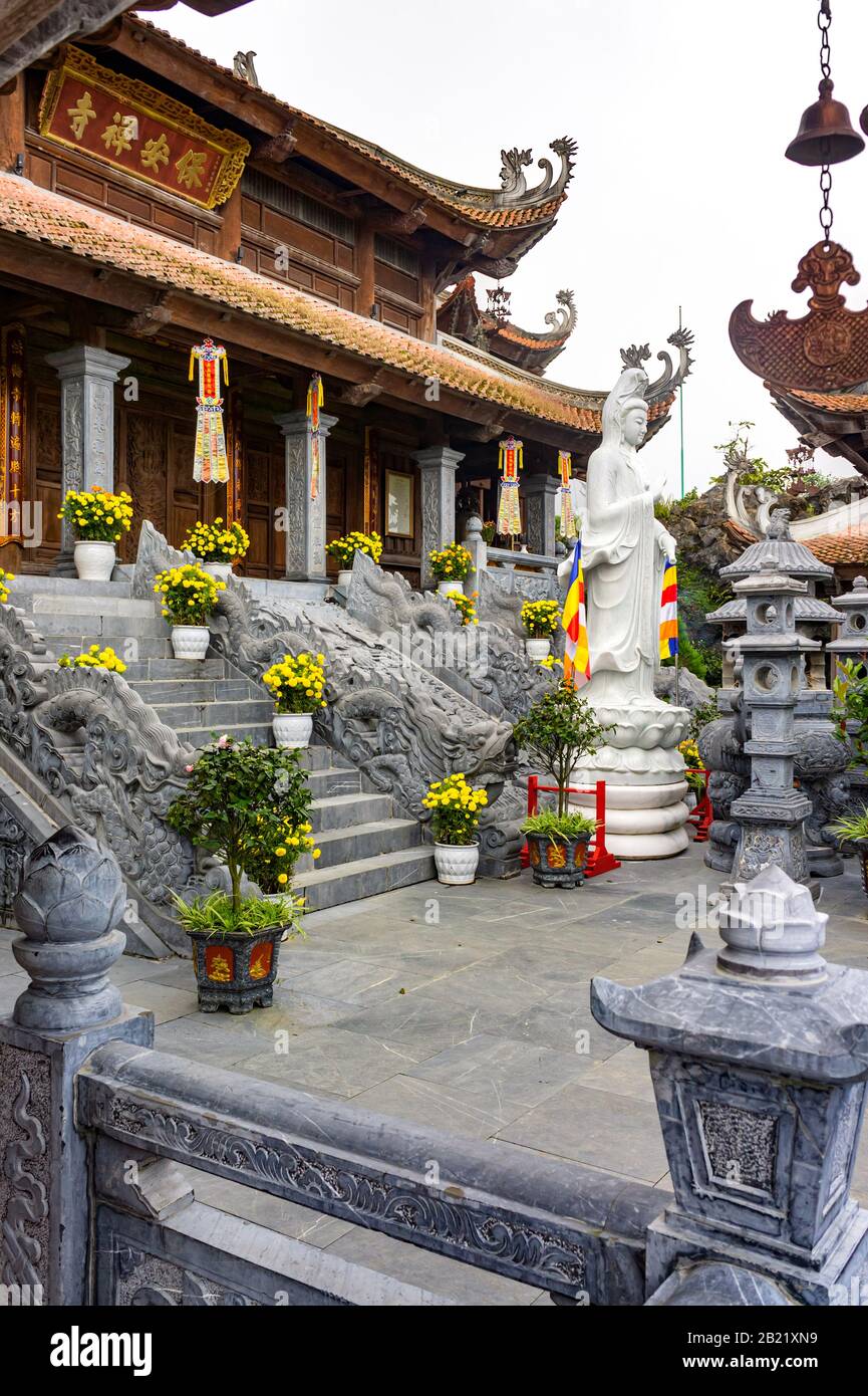 Sapa, Vietnam 10 Octobre 2019. Déesse de Mercy. Le temple au pied de la montagne Fansipan à sapa Nord Vietnam Banque D'Images