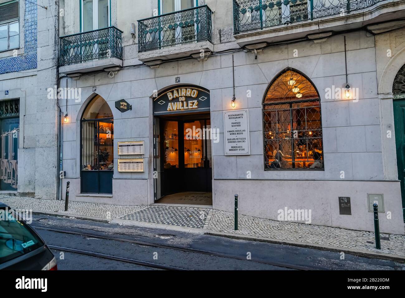 Le Bairro do Avillez est un restaurant de fruits de mer à Lisbonne célèbre pour son plat bleu de homard Banque D'Images