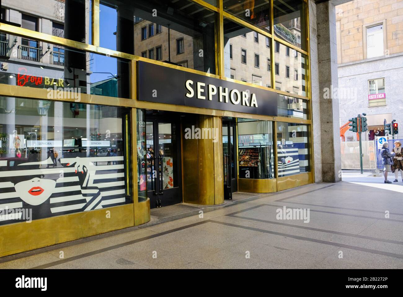 Enseigne sephora Banque de photographies et d’images à haute résolution ...