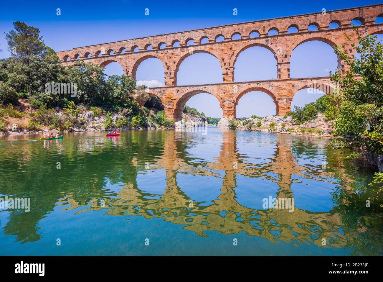 Nîmes, France. L'ancien aqueduc du Pont du Gard. Banque D'Images