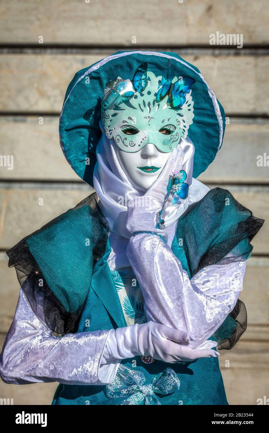 Femme habillé pour le carnaval d'Annecy, Haute-Savoie, France Banque D'Images