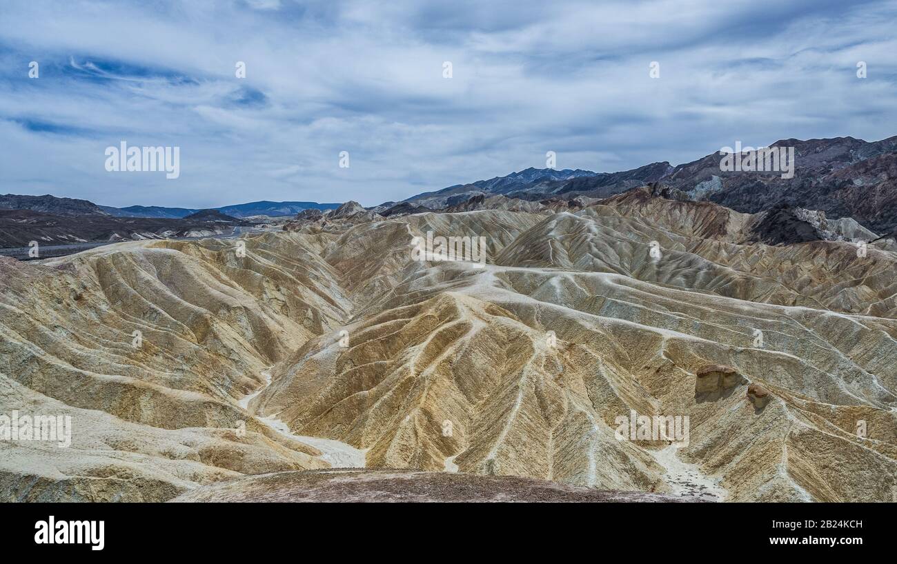 Paysage du parc national de Death Valley le matin aux États-Unis. Banque D'Images