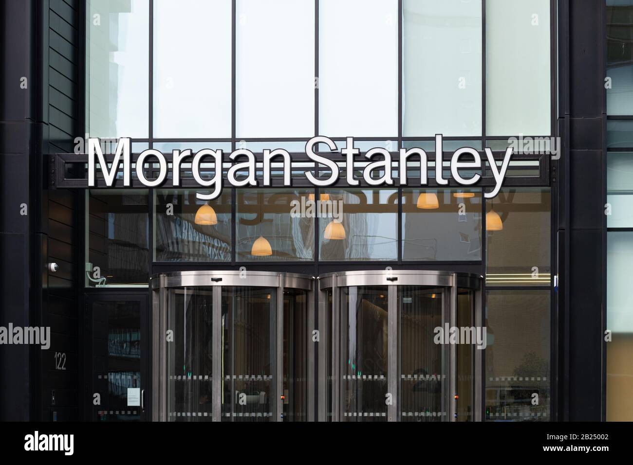 Morgan Stanley signe à l'extérieur des bureaux de Glasgow, Écosse Royaume-Uni Banque D'Images