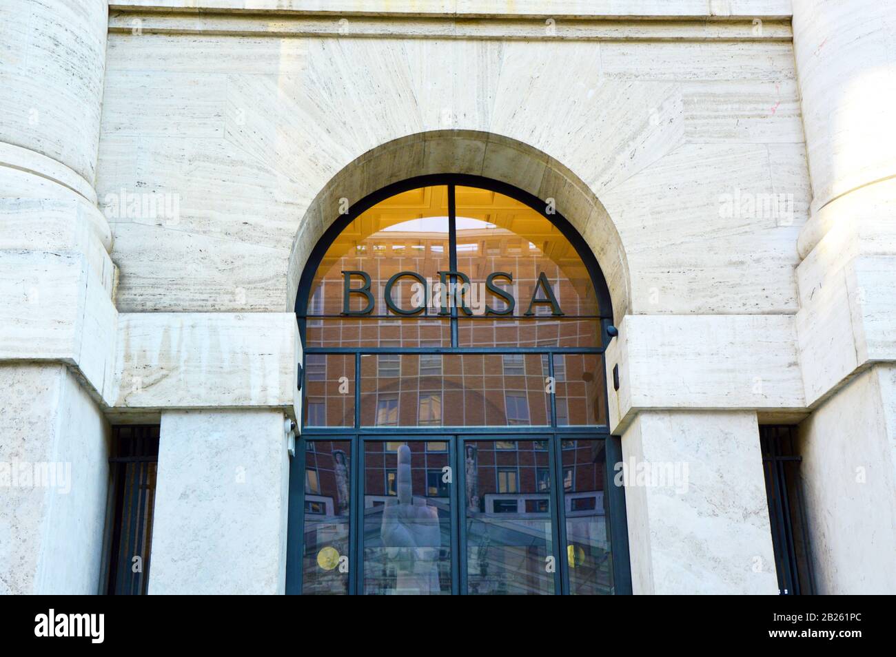 Milan, ITALIE - 22 SEPTEMBRE 2017 : Borsa (Bourse) sur la place Piazza Affari, Milan Banque D'Images