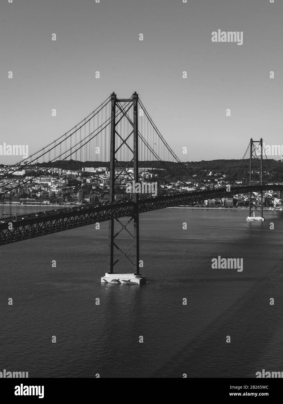 Belle vue sur Lisbonne avec le pont. Armada Portugal. Banque D'Images