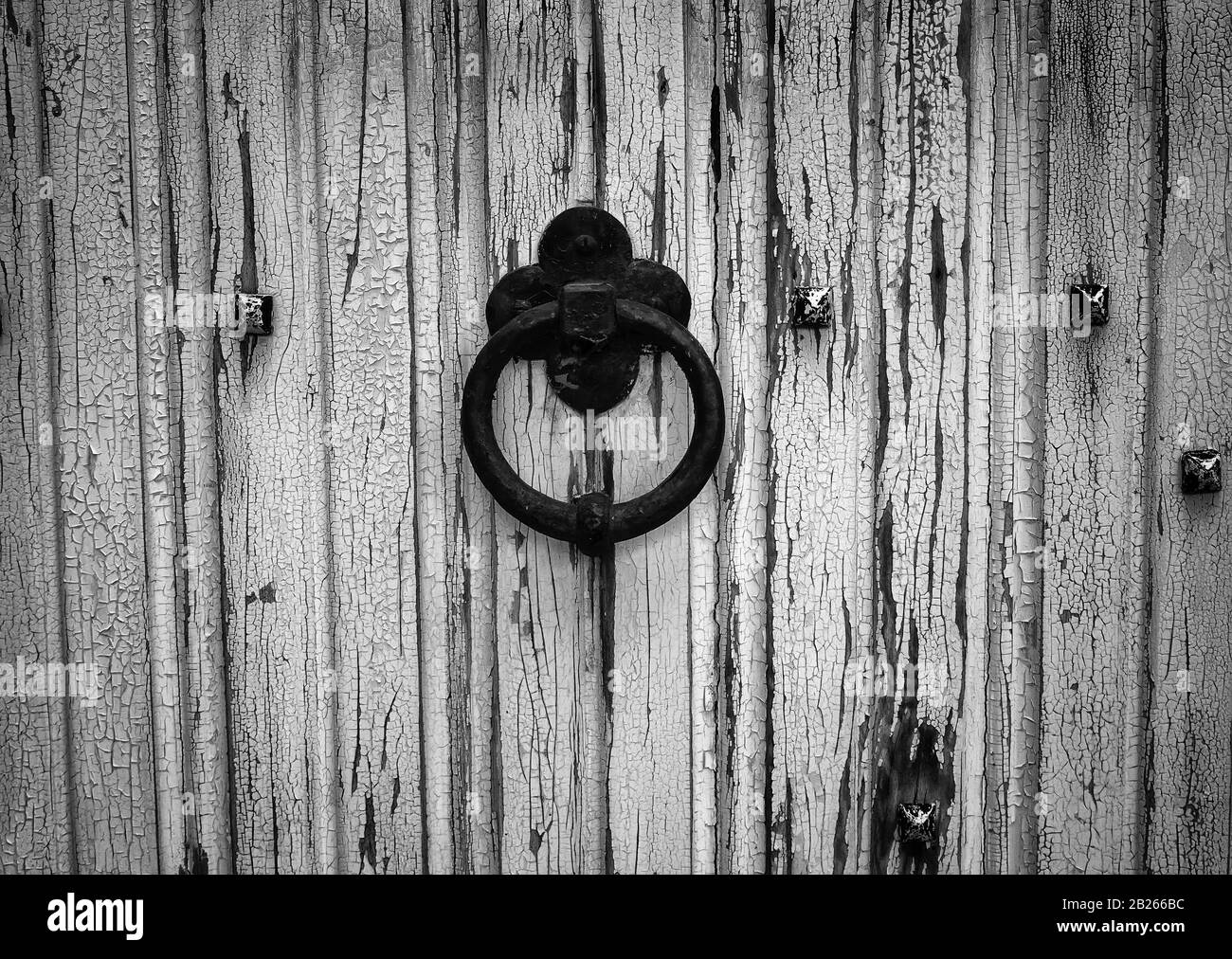 Serrure de porte en bois de construction, Banque D'Images