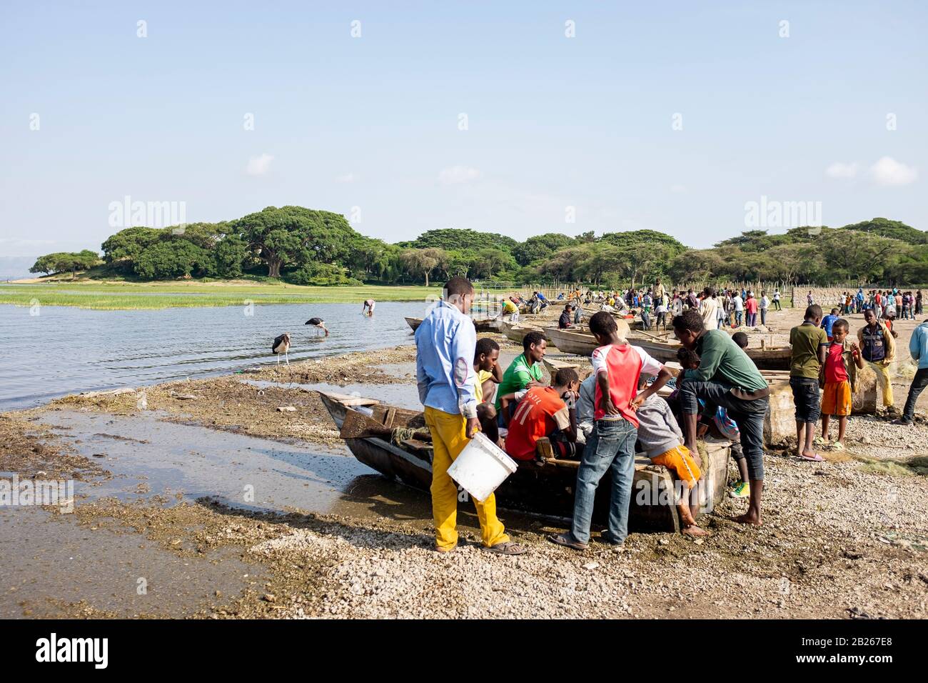 Hawassa Fish Market - avec les pêcheurs qui vendent leurs prises du lac Awasa, en Ethiopie Banque D'Images