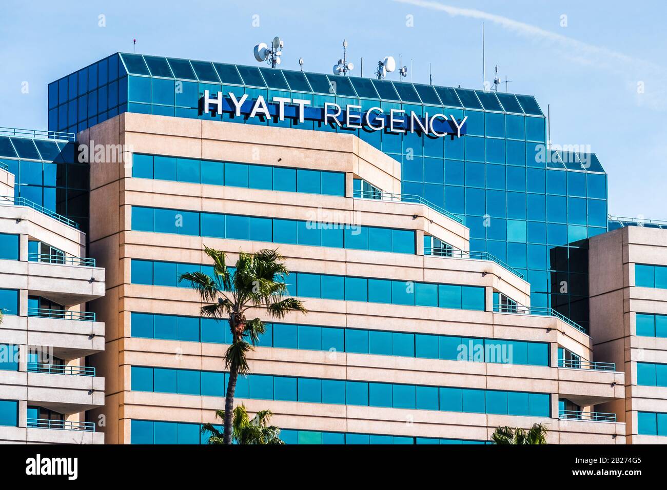 L'hôtel Hyatt Regency et le palais des congrès de Santa Clara, Santa Clara,  CA (vu de l'hôtel Hilton Photo Stock - Alamy