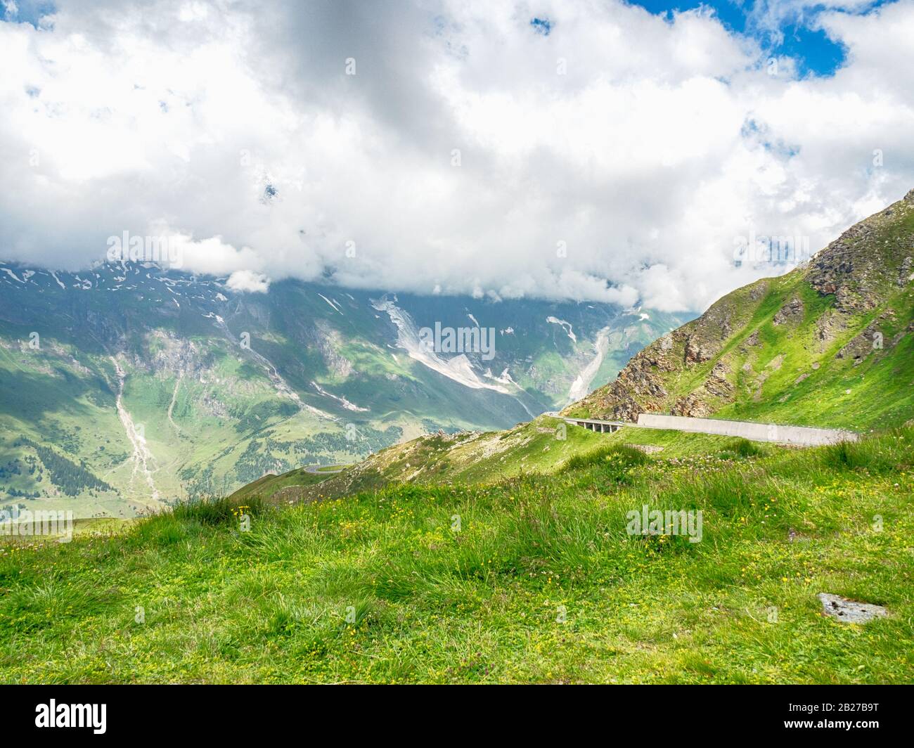Vue Sur Les Alpes Autrichiennes Depuis Grossglockner High Alpine Road (Großglockner Hochalpenstraße) Banque D'Images