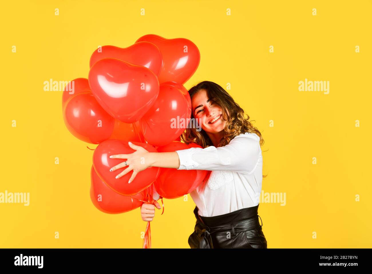 Surprise Avec Amour Ballons D Helium Pour La Fete Un Present Impressionnant Bonne Saint Valentin Fete D Anniversaire Ballons De Coeur De Fille Cadeau Pour Petite Amie Ambiance Festive Bonne Femme Air Ballons Cadeau