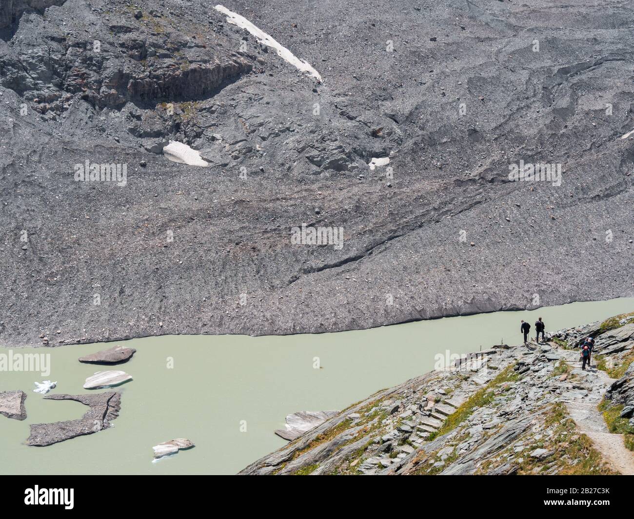 Lac au glacier de Pasterze près du Grossglockner dans le parc national de High Tauern, Autriche Banque D'Images