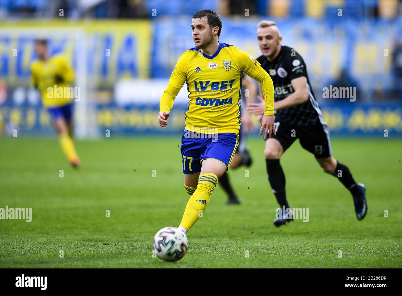 Nemanja Mihajlovic d'Arka vu en action lors du match polonais Ekstraklasa entre Arka Gdynia et LKS Lodz à Gdynia.(score final; Arka Gdynia 1:1 LKS Lodz) Banque D'Images