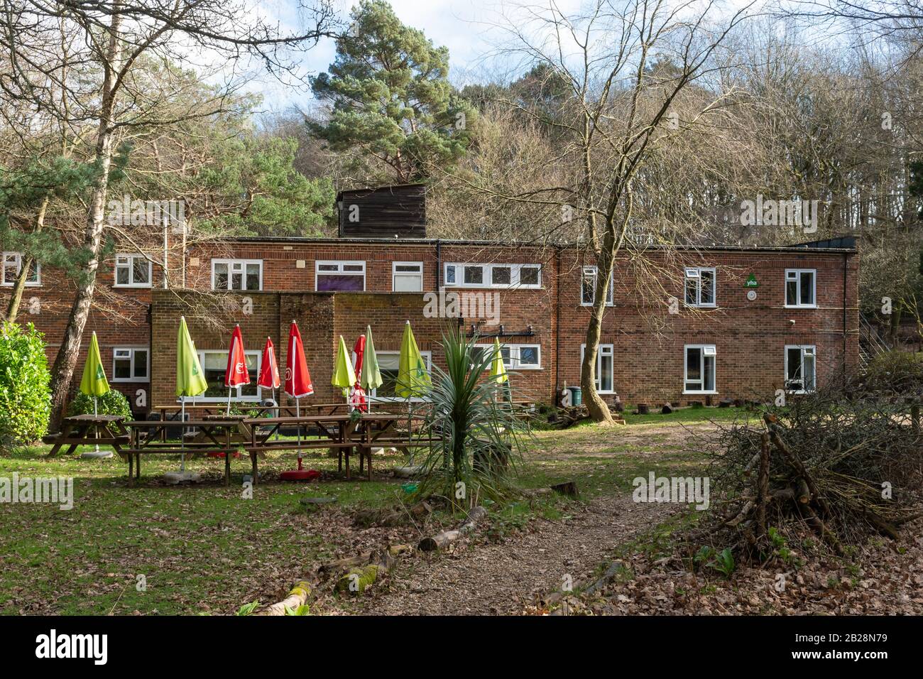 Auberge de jeunesse à Holmbury St Mary dans les collines de Surrey, hébergement YHA, Royaume-Uni Banque D'Images