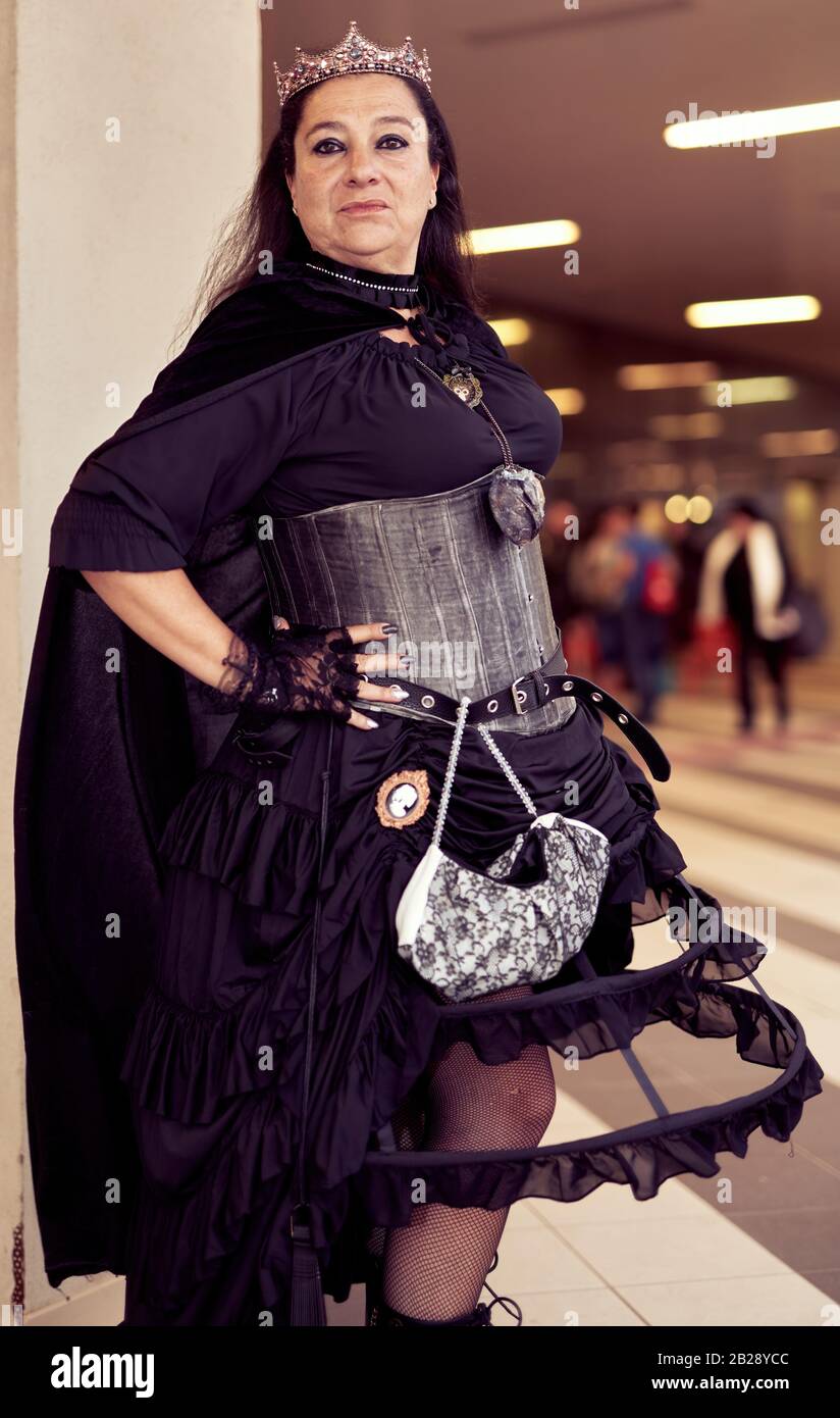 Cojoueurs au festival ROMICS. Magnifique jeu de costume au rassemblement légendaire et bondé de Rome, reporté en 2020 en raison de la pandémie de coronavirus Covid-19 Banque D'Images