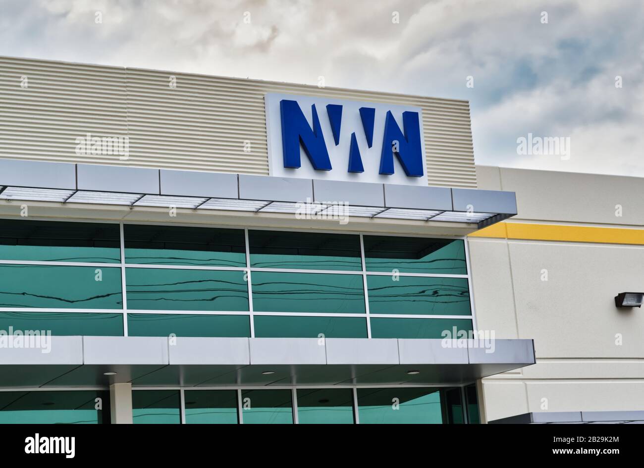 Extérieur de l'immeuble de bureaux de NWN Corporation à Houston, Texas. Société qui offre des solutions intégrées d'affaires technologiques pour les clients. Banque D'Images