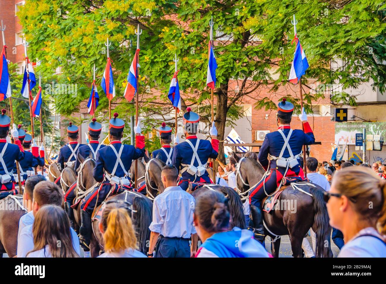 Montevideo, URUGUAY, MARS - 2020 - la garde militaire comme défilé d'Assomption de Lacalle Pou Herrera en tant que nouveau président de la république uruguayenne Banque D'Images