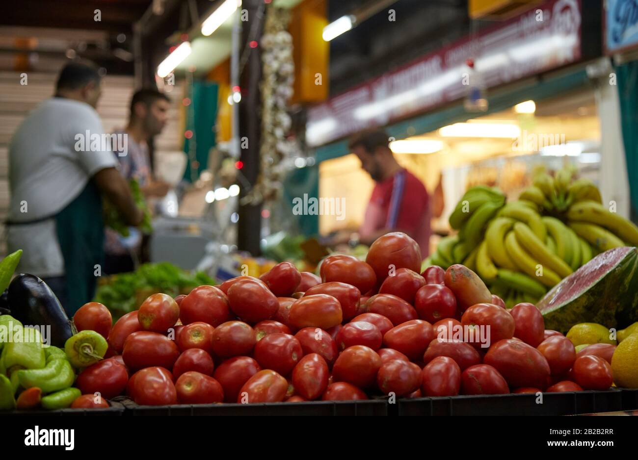 MENDOZA, ARGENTINE, 19/12/2017. Greengrocery, vente de légumes et de fruits, Mercado Central, Mendoza City. Foto: Axel Lloret / www.allofotografia.co Banque D'Images