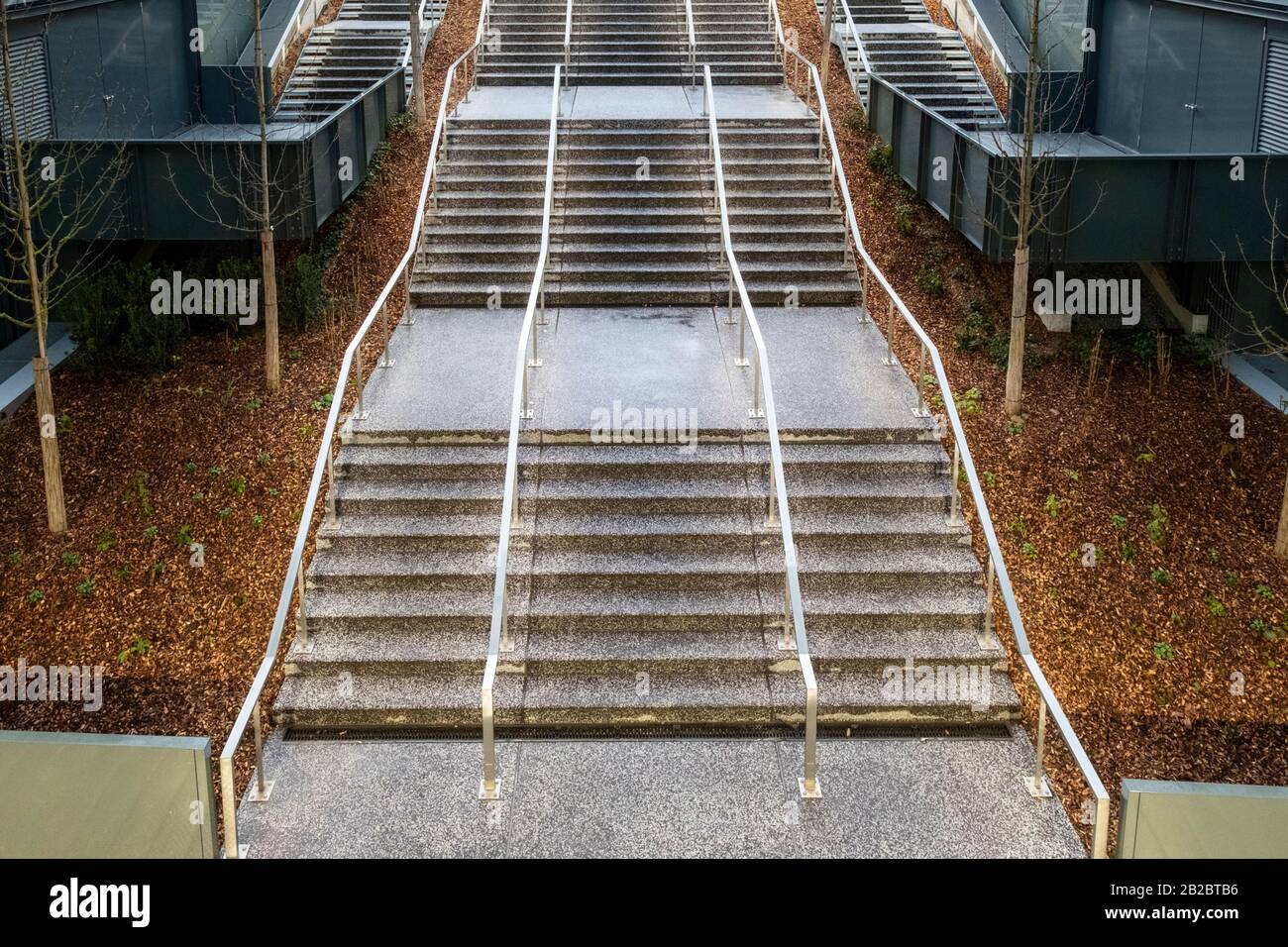 Stairs A Leman Express Station à Genève, Suisse Banque D'Images