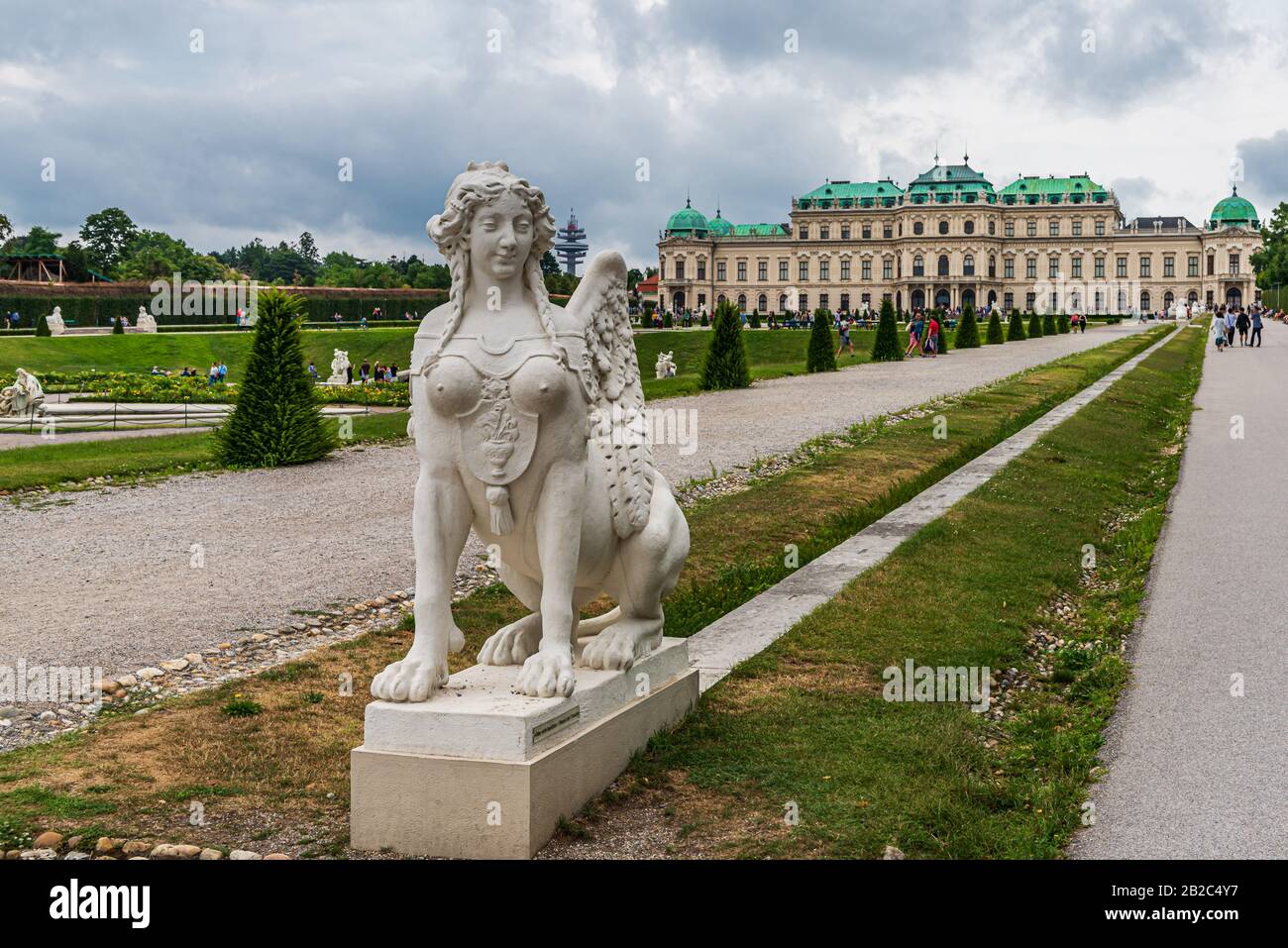 Le Belvédère est un bâtiment historique à Vienne, en Autriche, composé de deux palais baroques (le Haut et le Bas Belvédère), l'Orangerie, et Banque D'Images