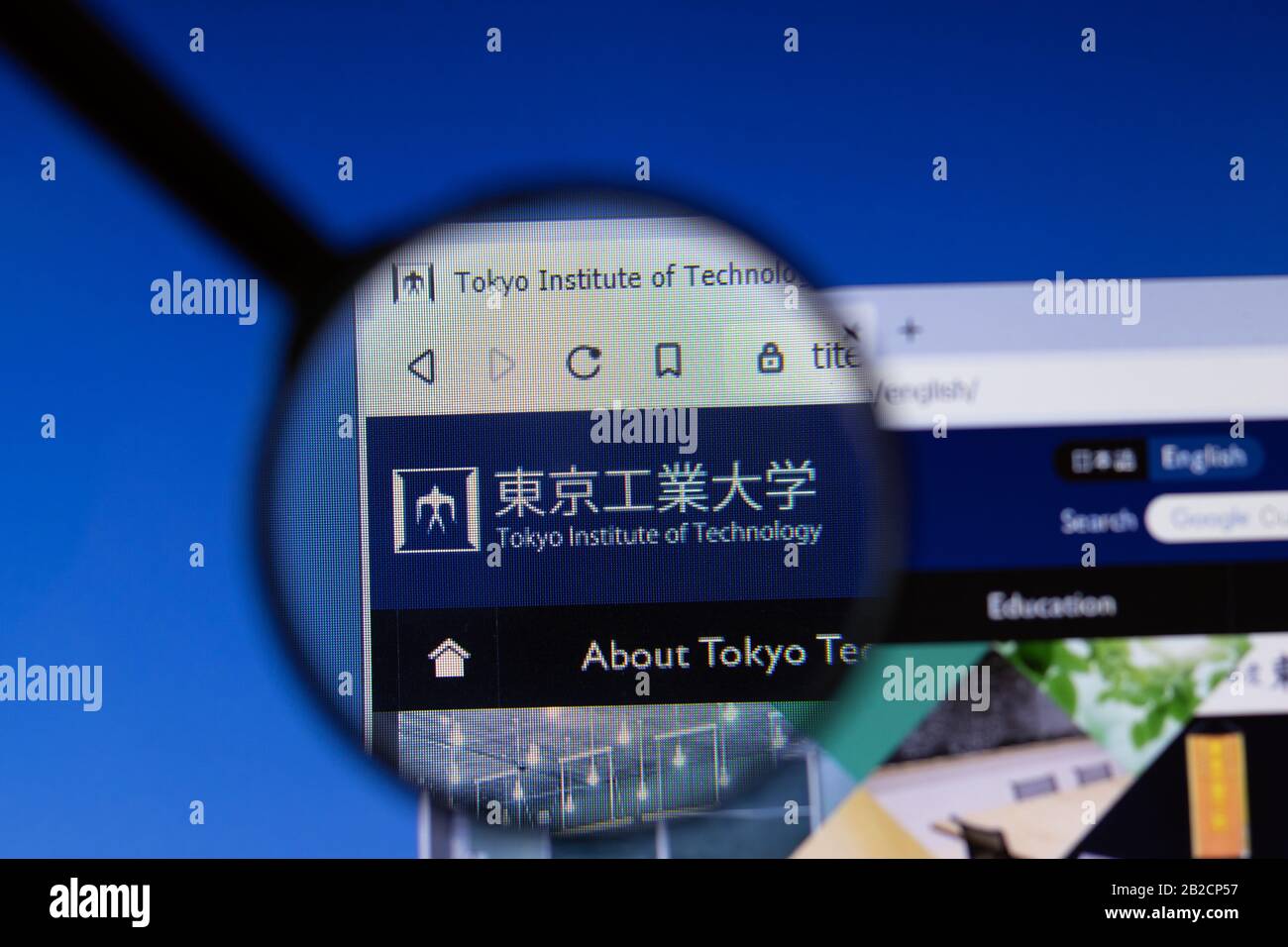 Los Angeles, Californie, États-Unis - 3 mars 2020: Tokyo Institute of Technology website HomePage logo visible sur l'écran d'affichage, éditorial illustratif Banque D'Images