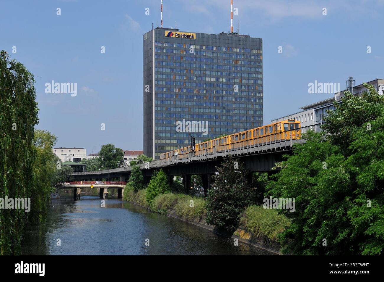 Postbank Hochhaus, Hallesches Ufer, Kreuzberg, Berlin, Deutschland Banque D'Images