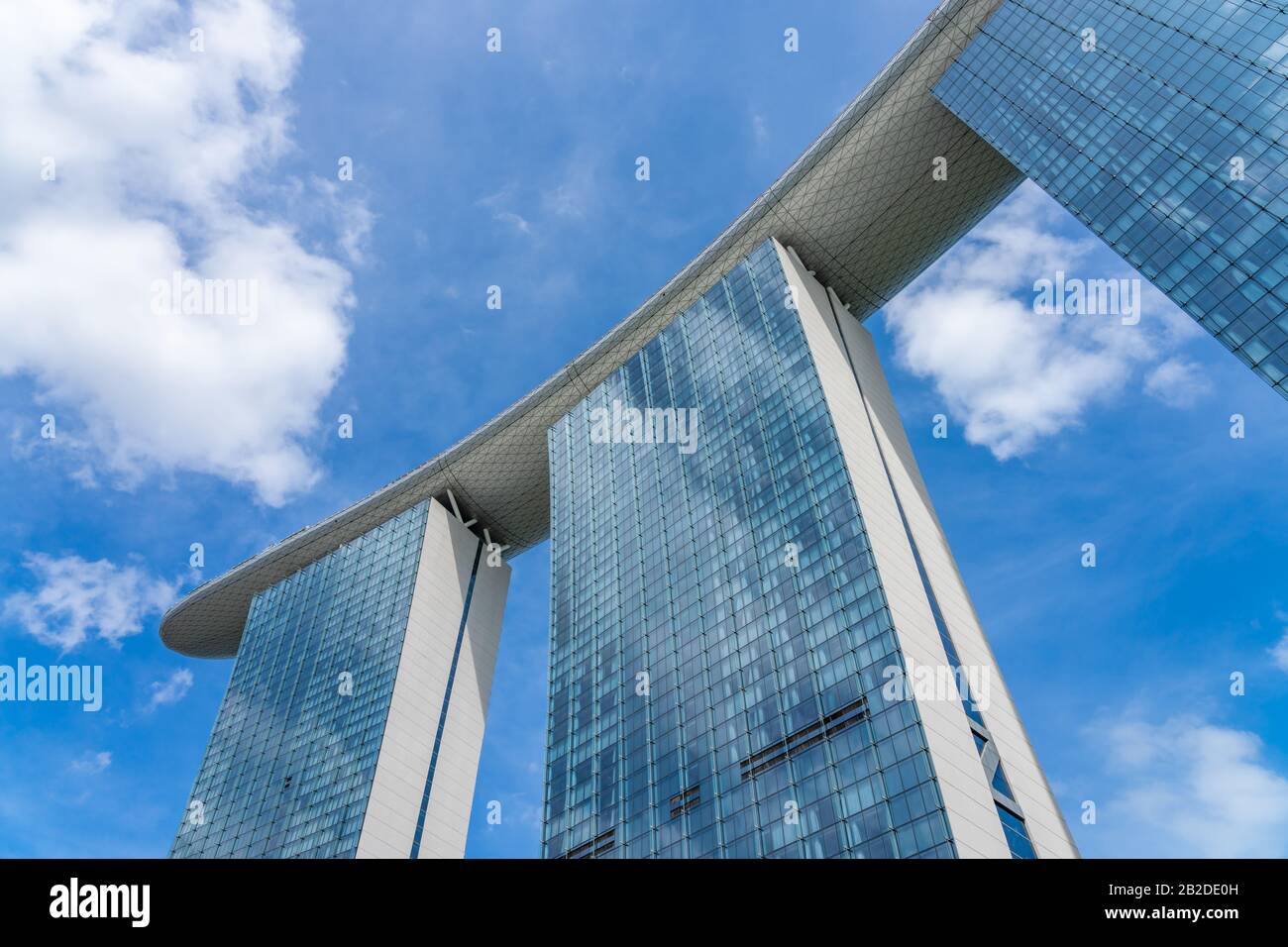 Singapour, SINGAPOUR - 14 FÉVRIER 2020 : Marina Bay Sands est le plus grand hôtel d'Asie. Il a ouvert le 27 avril 2010. Banque D'Images