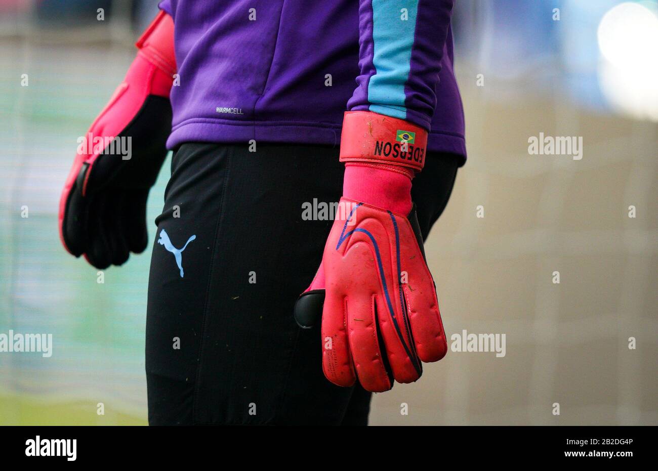 Birmingham, Royaume-Uni. 01 mars 2020. Les gants nike Goalkeeper Ederson de  Man City lors du match final de la coupe Carabao entre Aston Villa et  Manchester City au stade Wembley, Londres, Angleterre,