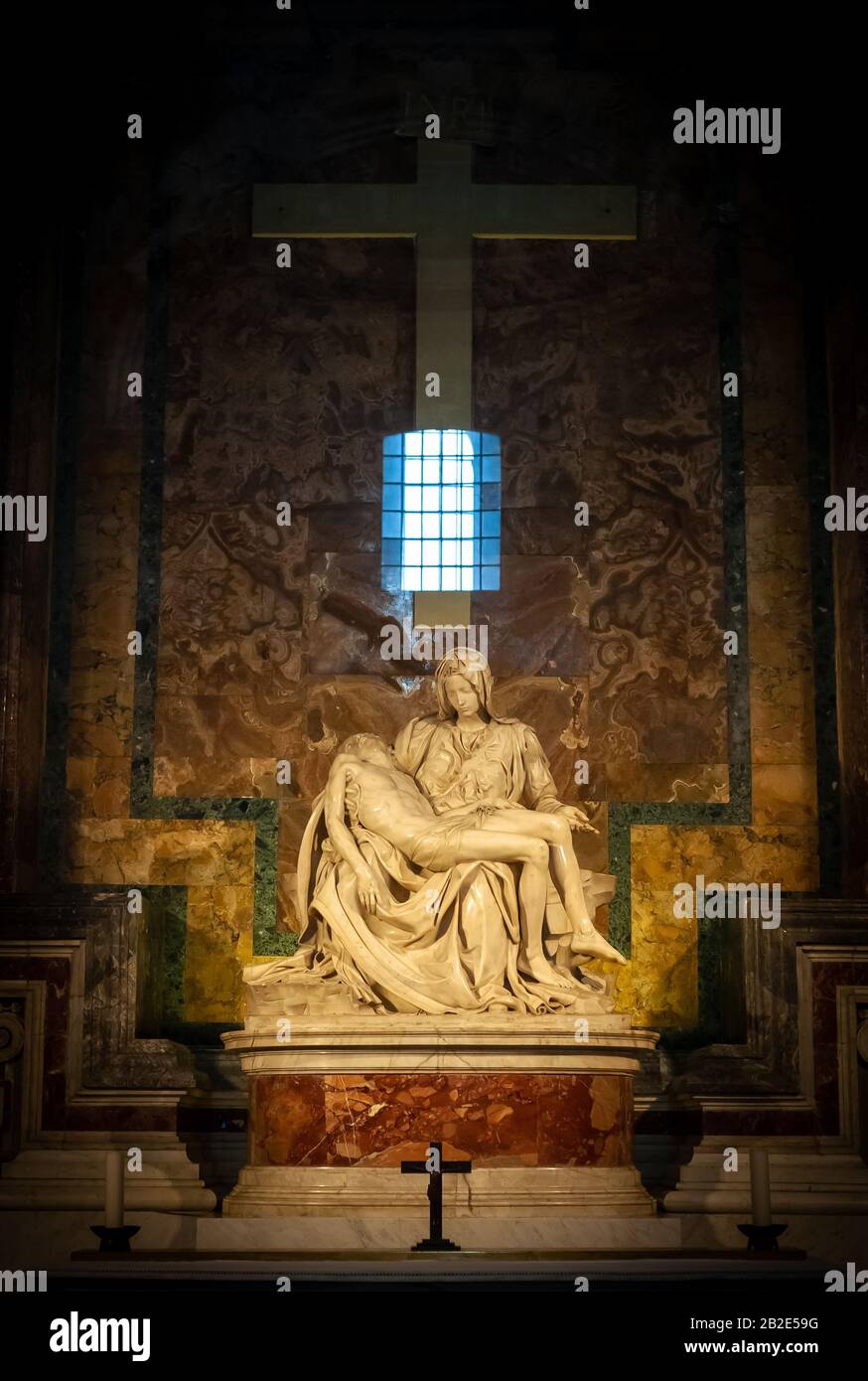 Pietà de Michel-Ange à la basilique Saint-Pierre, Cité du Vatican, Rome Banque D'Images