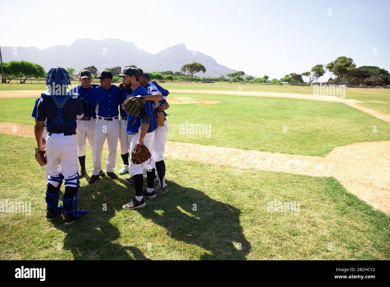 Joueurs de base-ball préparant le match Banque D'Images