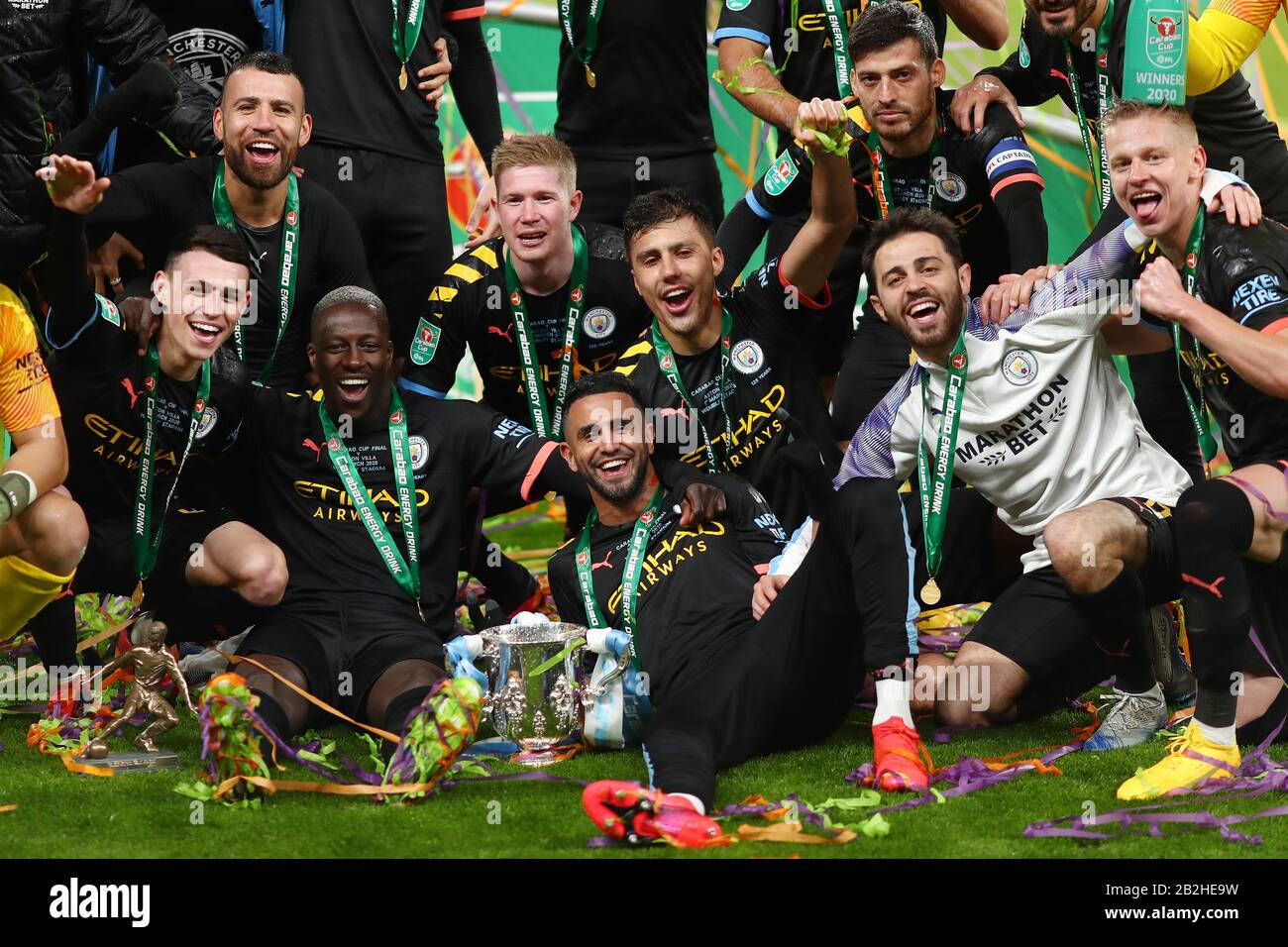 Les joueurs de Manchester City célèbrent avec le trophée Carabao Cup - Aston Villa / Manchester City, Carabao Cup final, Wembley Stadium, Londres, Royaume-Uni - 1 mars 2020 Usage éditorial Seulement - les restrictions de DataCo s'appliquent Banque D'Images