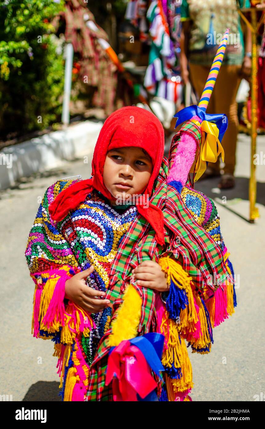 Février 2020, Carnaval Brésilien. Culture populaire, rencontre de 'Maracatus de baque solto' ('rural maracatu'), musique et danse typique de Pernambuco. Banque D'Images