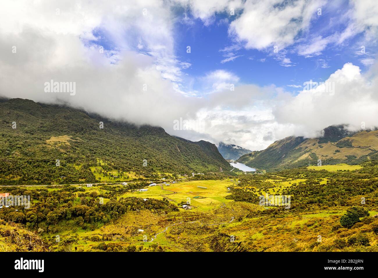 Paysage Nuageux Dans Les Hautes Terres Équatoriennes Des Andes Banque D'Images