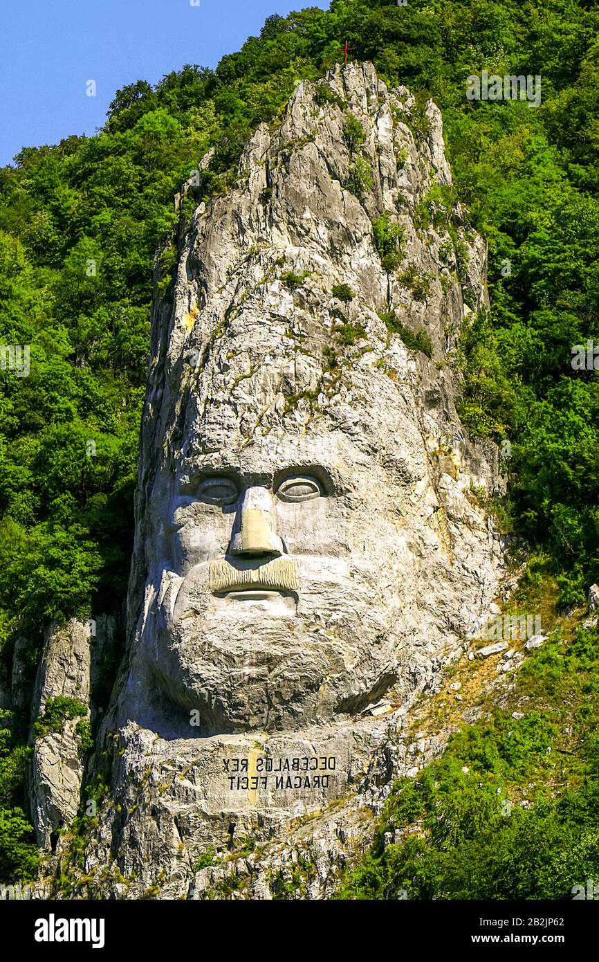 Sculpture En Pierre Sur Le Danube Du Roi De Dacian Decebalus Banque D'Images