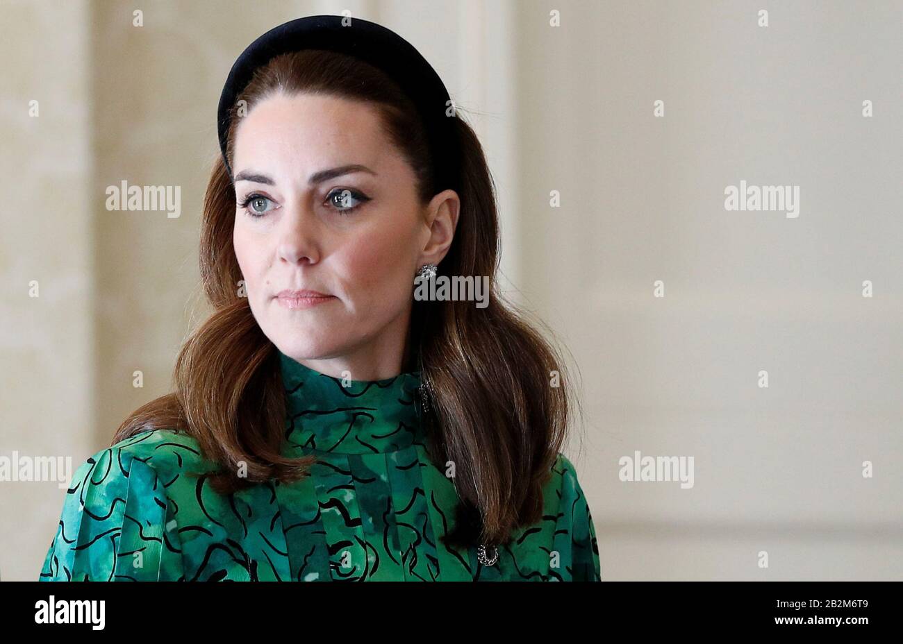 La duchesse de Cambridge lors d'une réunion à la résidence présidentielle officielle Aras an Uachtarain à Dublin, en Irlande. Banque D'Images