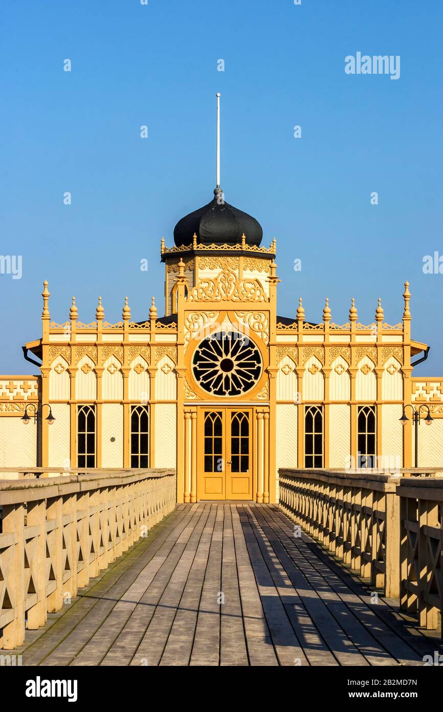 Entrée à une maison orientale joliment décorée Banque D'Images