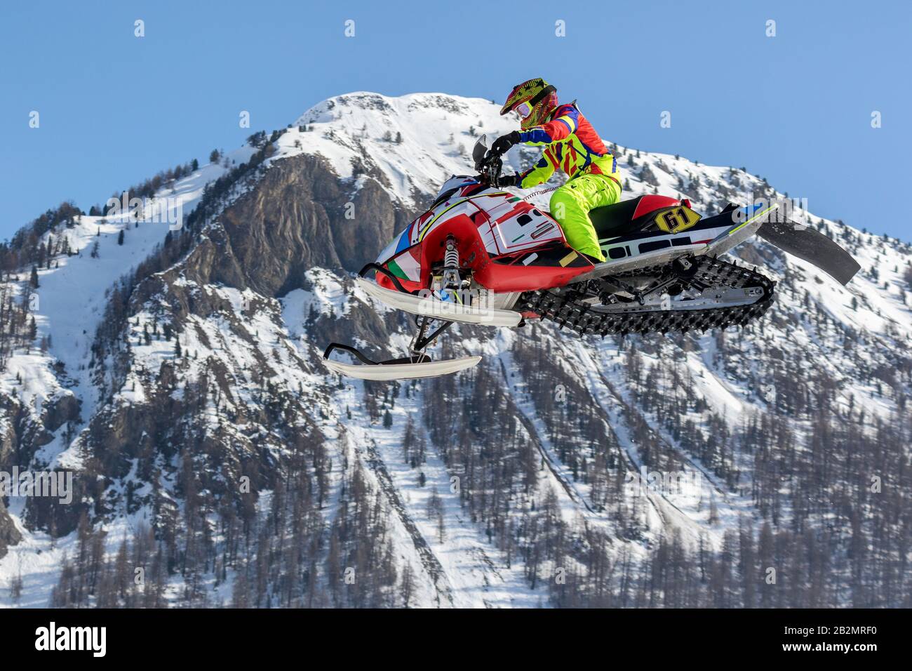 sports d'hiver extrêmes avec motoneige Banque D'Images