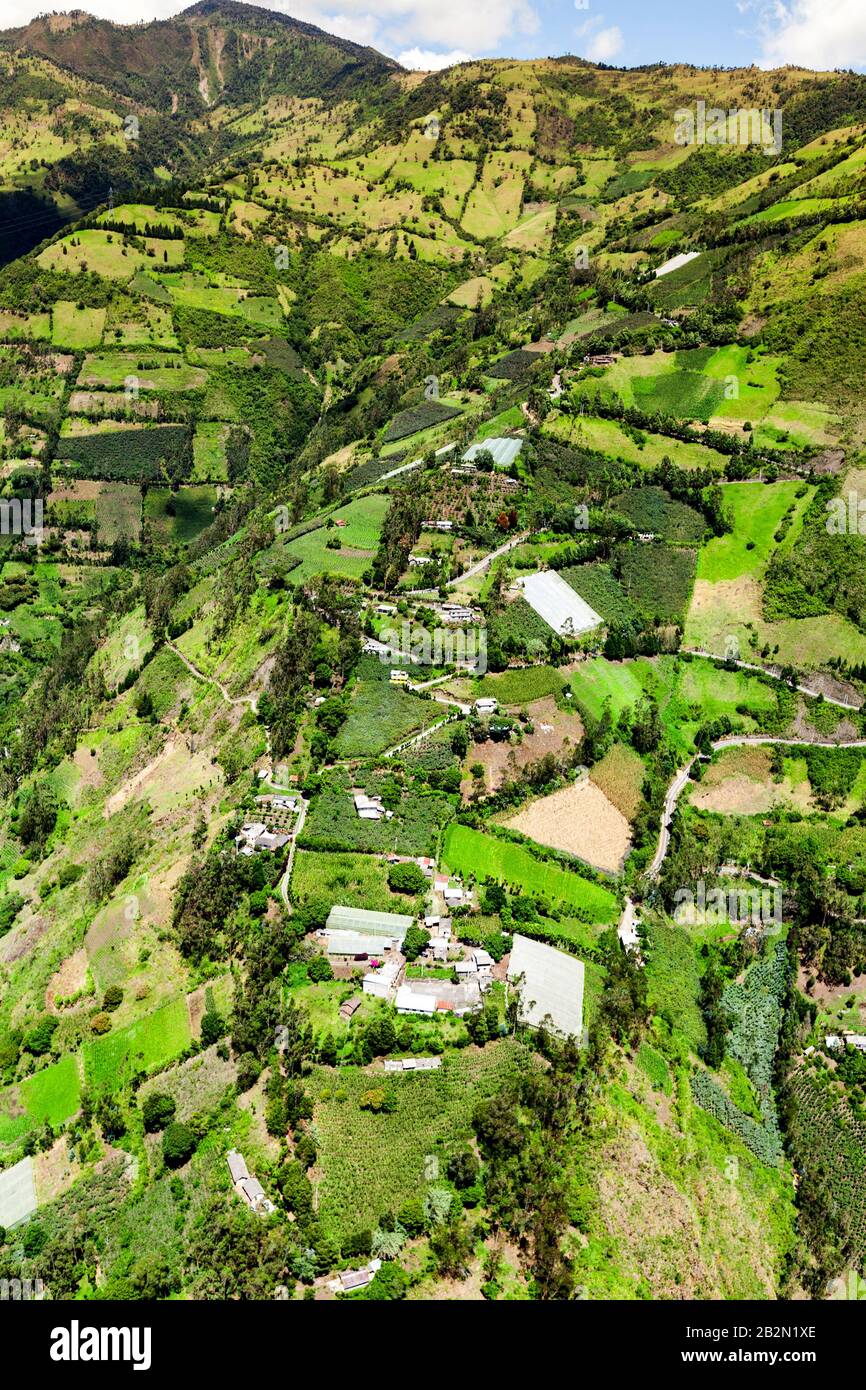 Terre Équatorienne Prise Aérienne Tungurahua District High Altitude Taille Broyeur Banque D'Images